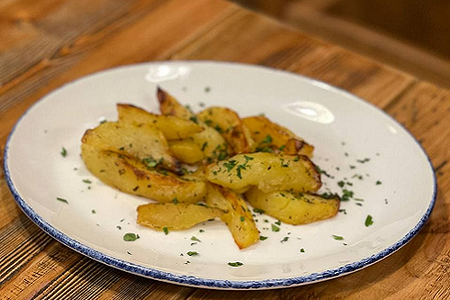 Картофель с ароматными травами