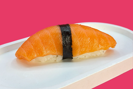 Суши с лососем
