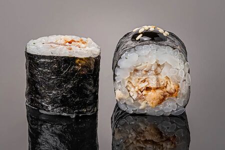 Ролл Маки Угорь