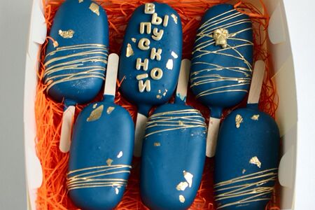 Набор Кейкпопсов-эскимо Выпускной