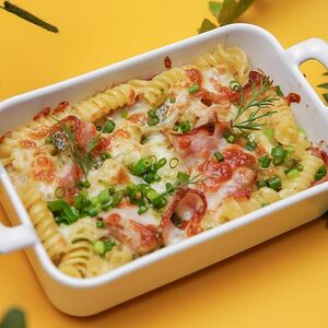 Макарошки сливочные с беконом