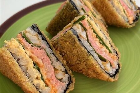 Lab Сэндвич с крабом и кальмаром