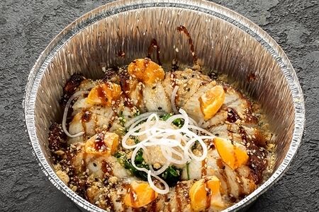 Горячий рис с угрём