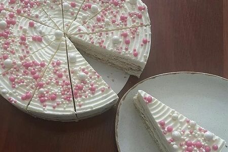 Торт Молочная девочка