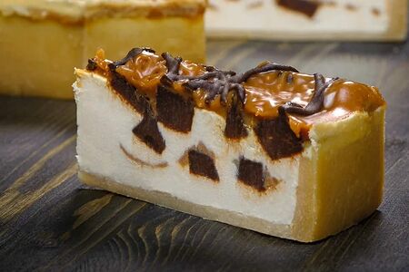 Чизкейк Брауни с карамелью 150 гр
