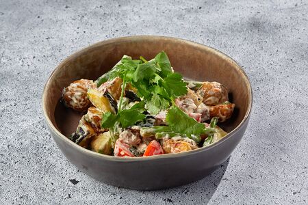 Салат с говядиной и баклажанами