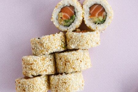 Острый ролл с угрём