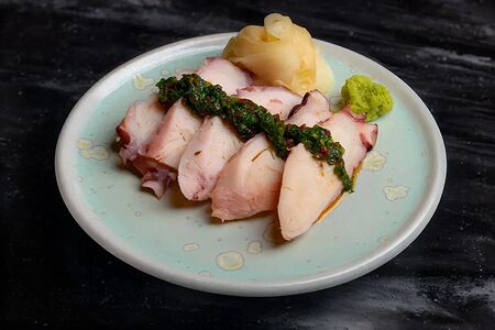 Сашими из осьминога