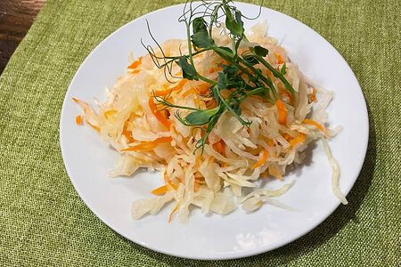 Салат из свежей капусты