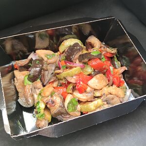 Салат из запеченных овощей