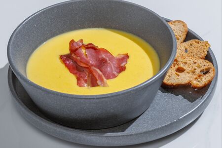 Сырный суп с беконом