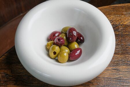 Маринованные оливки 