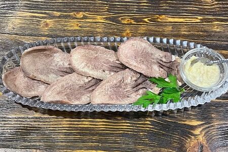 Язык с хреном