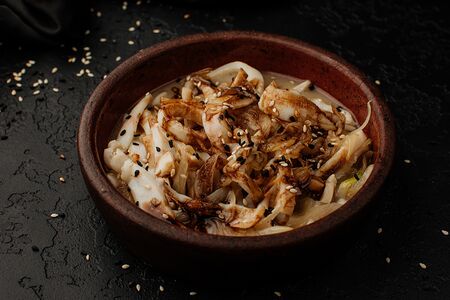 Кальмар с луком