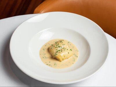 Палтус в соусе Шампань