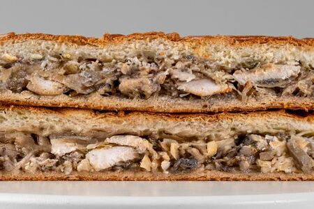 Курник с капустой и грибами 680г