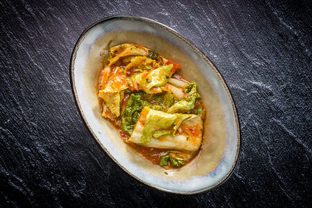 Капуста кимчи с маслом из зелени