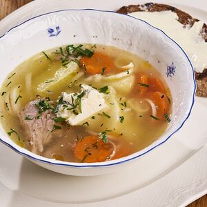 Каул-валлийский суп из баранины и овощей