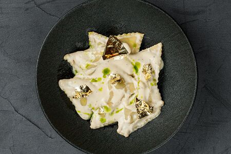 Позолоченные равиоли с говядиной