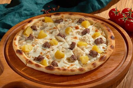 Пицца с сальсиччо и картофелем