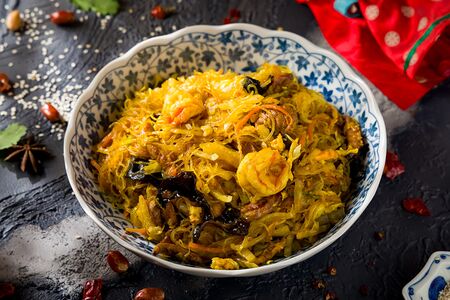 Лапша по-сингапурски