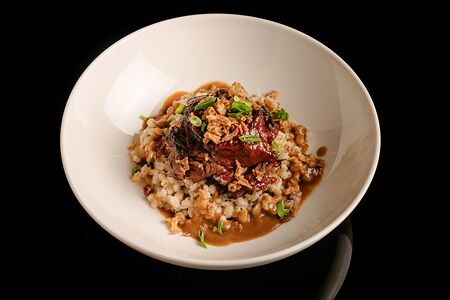 Перлотто с растомленной говядиной