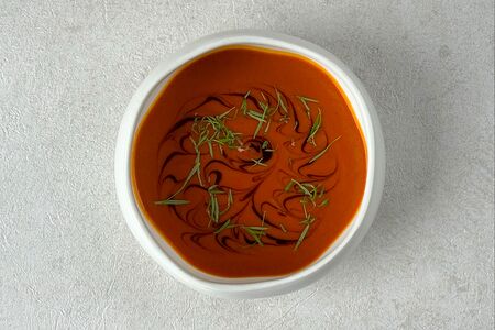 Томатный суп со страчателлой