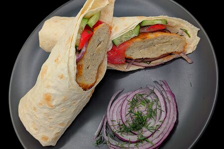 Люля из цыпленка в лаваше