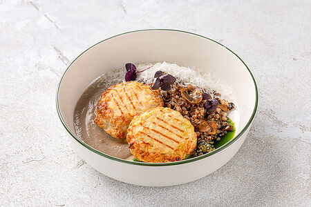 Котлеты из курицы с томленой гречкой