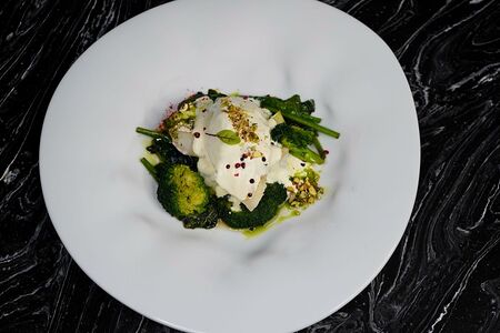 Мурманская треска со шпинатом 