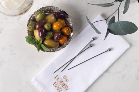 Ассорти из оливок