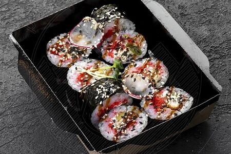 Ролл Дракон с угрем и слабосоленым лососем