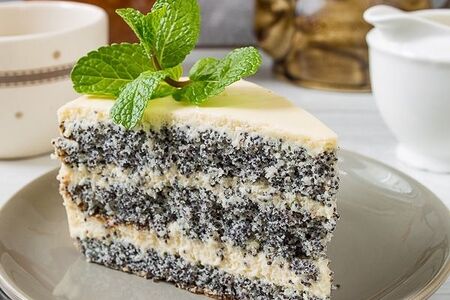 Чизкйк маковый с вишней