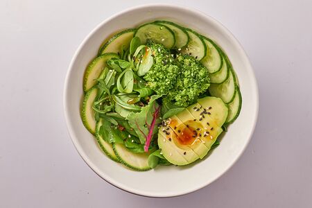 Зеленый салат 