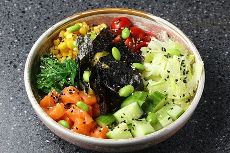 Поке с лососем