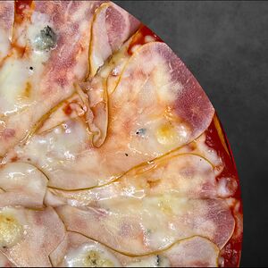 Груша и голубой сыр