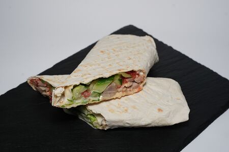 Шаверма с курицей острая