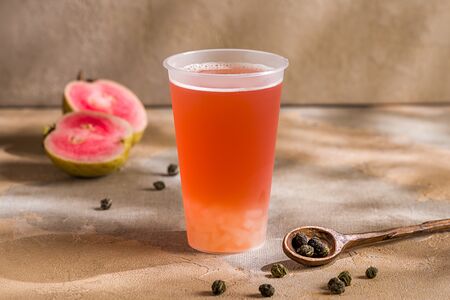 Жасминовый чай с красной гуавой и ананасом