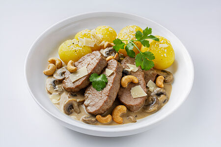 Телятина в сливочном соусе