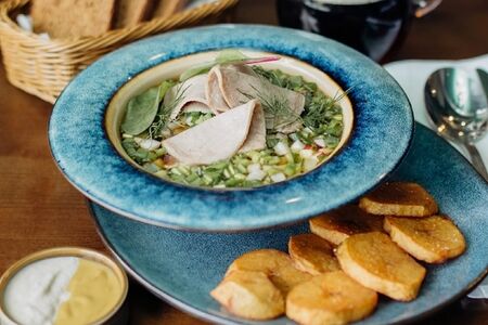 Окрошка на квасе с телячьим языком