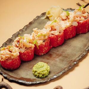 Тартар с креветкой и гребешком