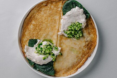 Блины с муссом из лосося