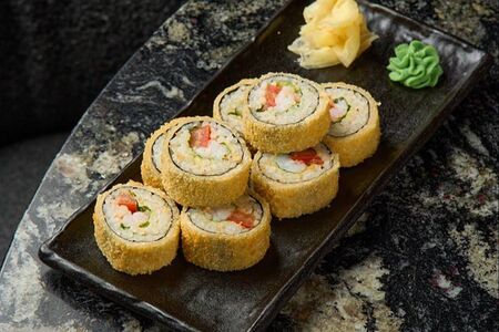 Цезарь темпура ролл с креветкой