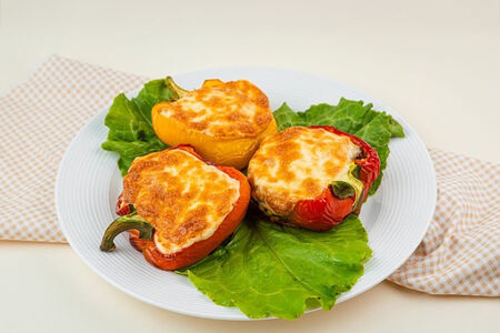 Перец, фаршированный курицей и грибами 