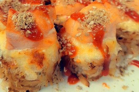 Запеченный лосось с кусками