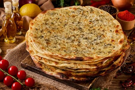 Ламаджо с сыром