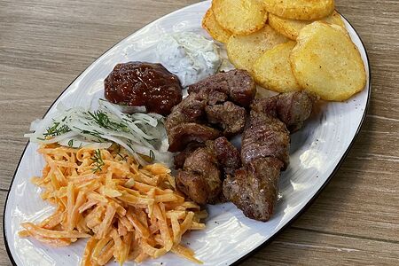 Сет №1 с шашлыком из свиной мякоти 