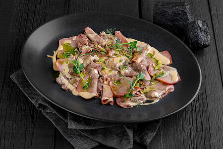 Подкопченный язык в соусе Горячий цех