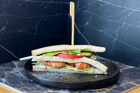 Сендвич с креветками