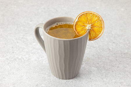 Морошка в чашке